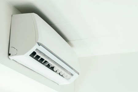 Air conditioner repair & installation
